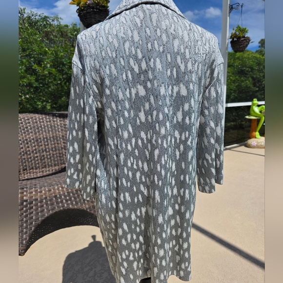 St John Couture For St John Boutiques Metallic Animal Print Blazer SZ 6 - Picture 9 of 16